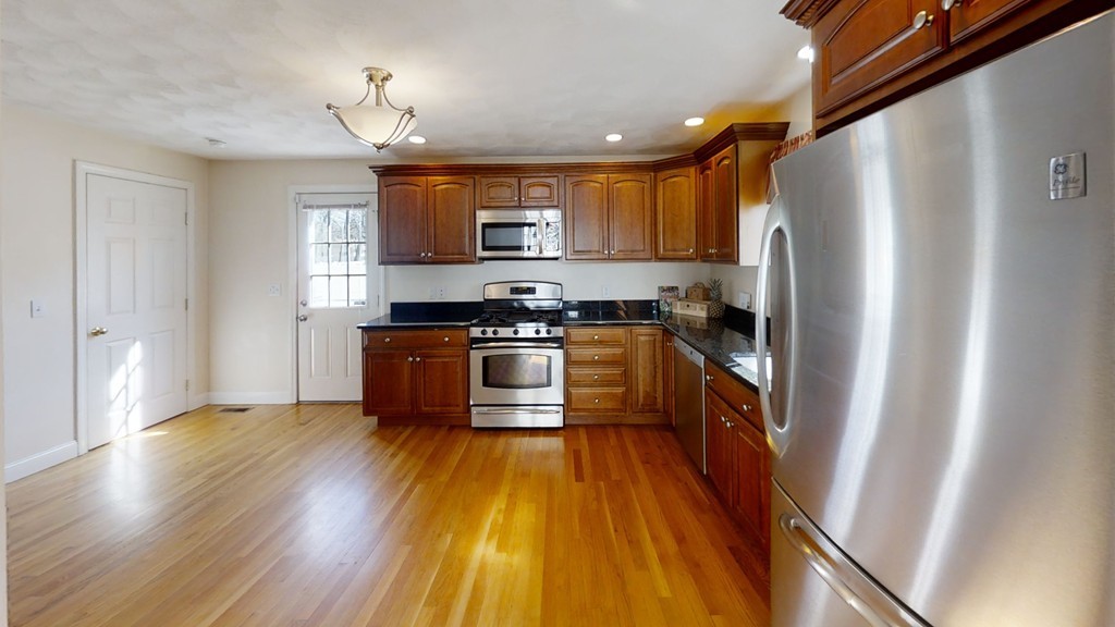 12 B Chester Road, Unit B North Reading, MA 01864 - Photo 7 of 25 Gallery Image 7