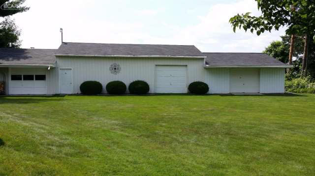 11930 Albee Road Burt, MI 48417 - Photo 3 of 31 21144399-2.JPG