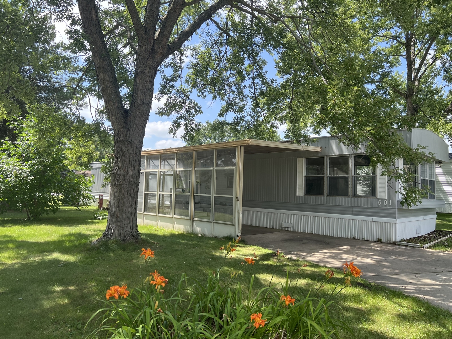 501 Greenview Road Belvidere, IL 61008 - Photo 1 of 26 Gallery Image 1