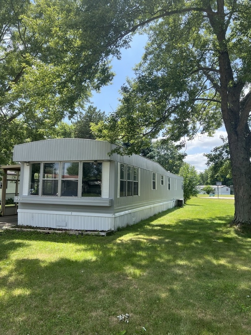 501 Greenview Road Belvidere, IL 61008 - Photo 4 of 26 Gallery Image 4