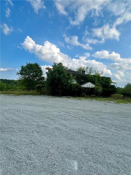 1054 Eldersville Road Burgettstown, PA 15021 - Photo 2 of 8 a view of outdoor space and yard