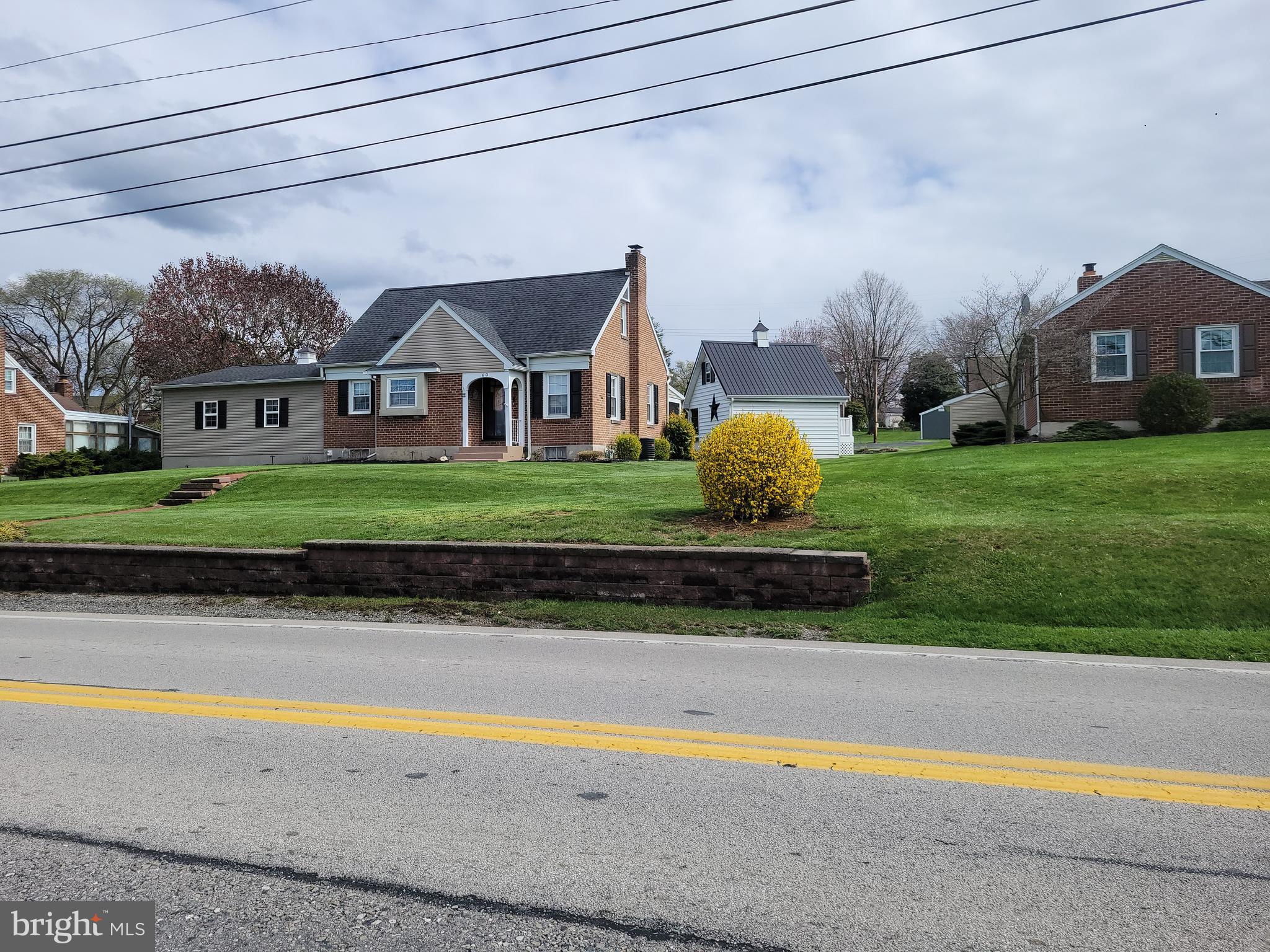 60 West Hanover Street Spring Grove, PA 17362 - Photo 2 of 16