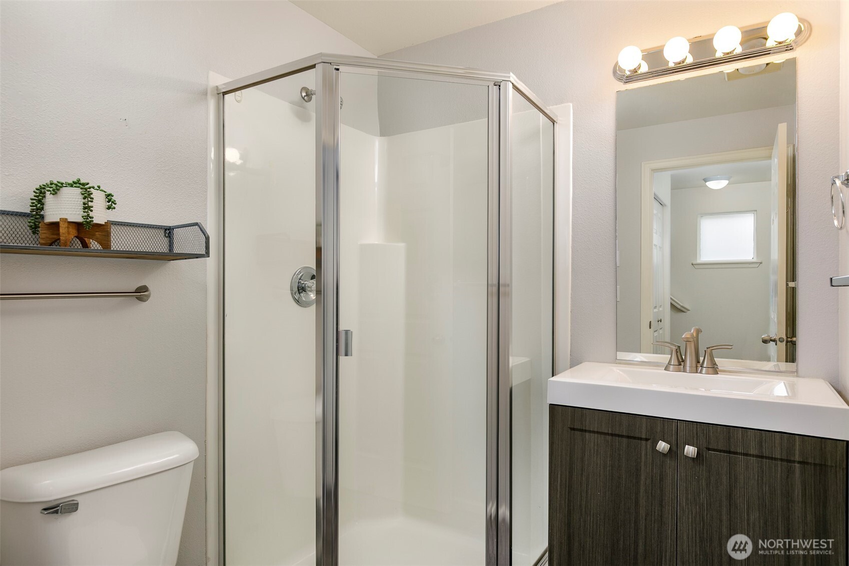 730 North 95th Street Seattle, WA 98103 - Photo 14 of 17