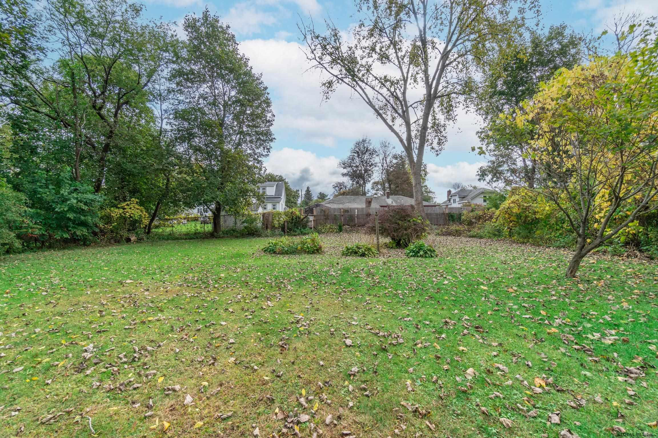 41 Russell Road Albany, NY 12203 - Photo 6 of 29 Photo 6