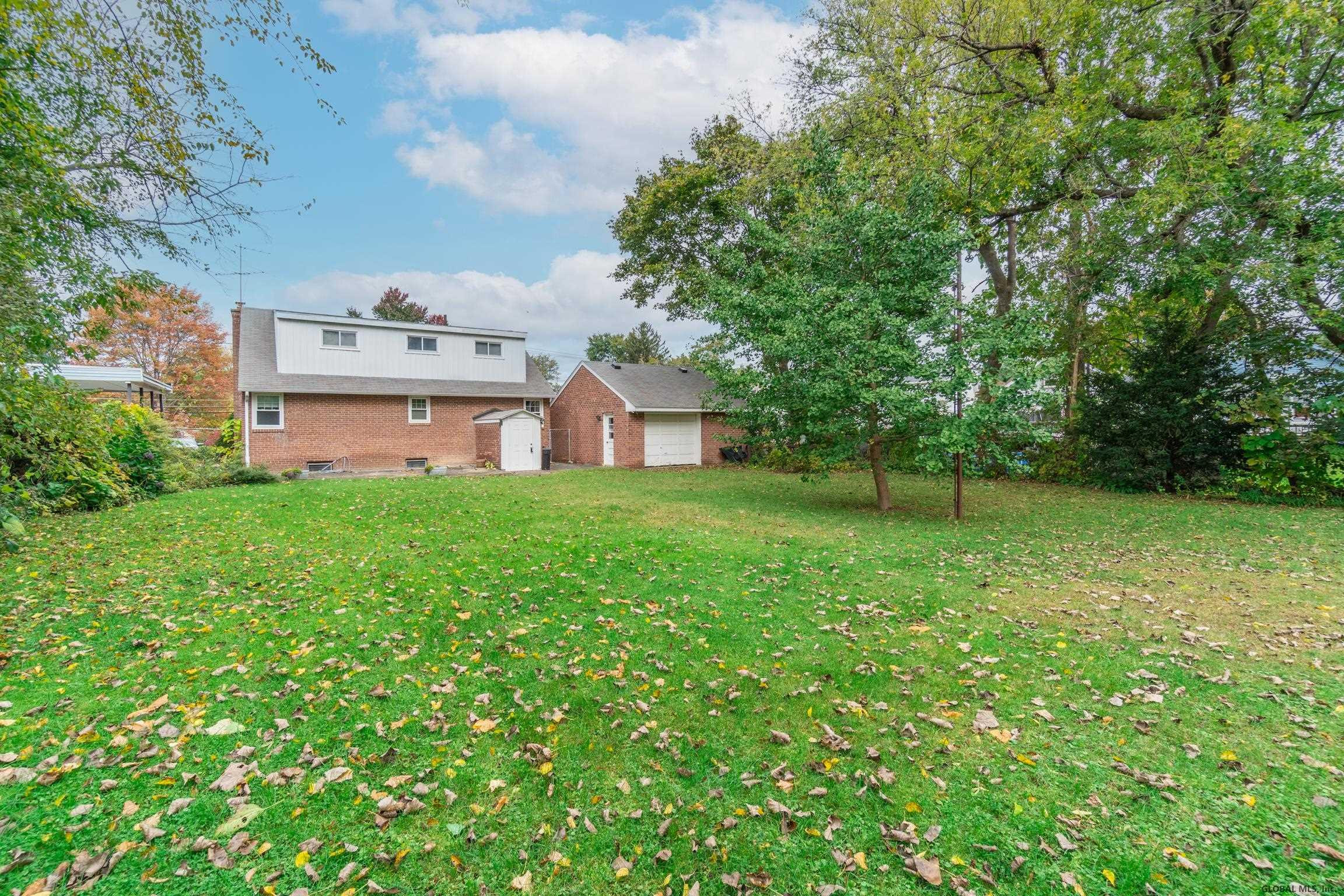 41 Russell Road Albany, NY 12203 - Photo 7 of 29 Photo 7