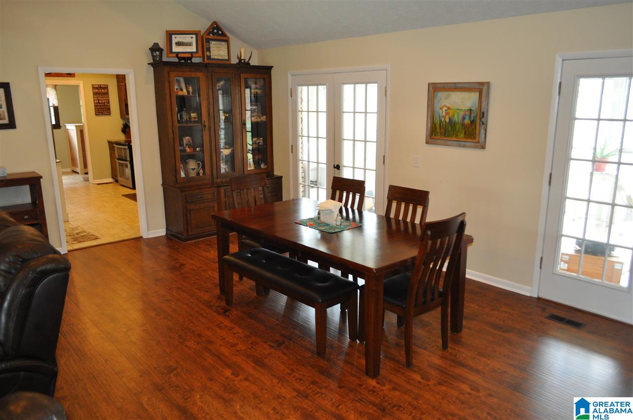 204 Parris Circle Roanoke, AL 36274 - Photo 4 of 30