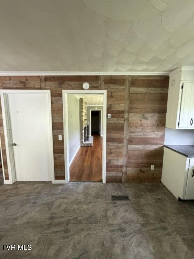 1347 Manville Road Gate City, VA 24251 - Photo 15 of 28 IMG_0290 (Custom)