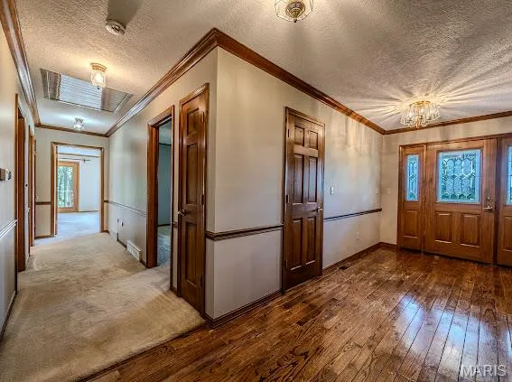 $699,900 | 20325 Highway 5, Lebanon, MO 65536