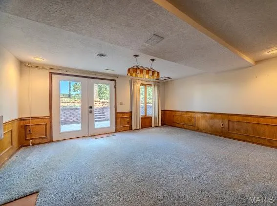 $699,900 | 20325 Highway 5, Lebanon, MO 65536