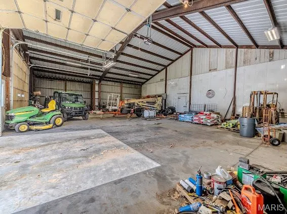 $699,900 | 20325 Highway 5, Lebanon, MO 65536