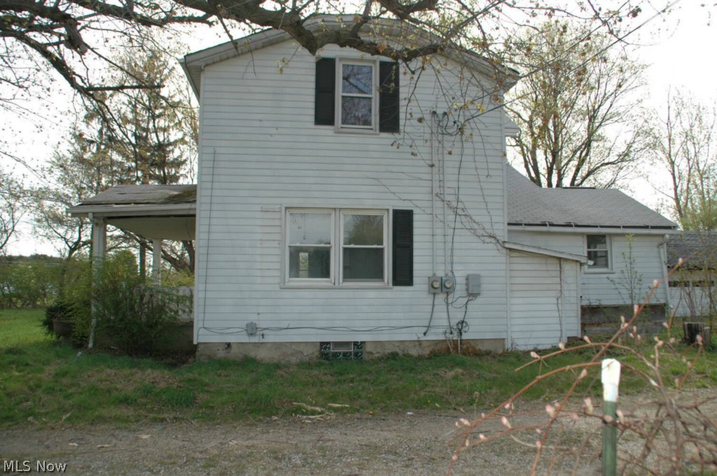 2630 Narrows Road Painesville, OH 44077 - Photo 2 of 16