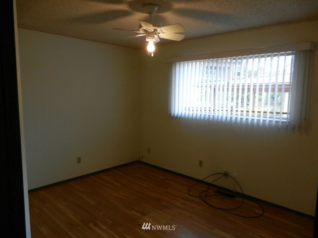 9065 Renton Avenue South Seattle, WA 98118 - Photo 12 of 19 Gallery Image 12