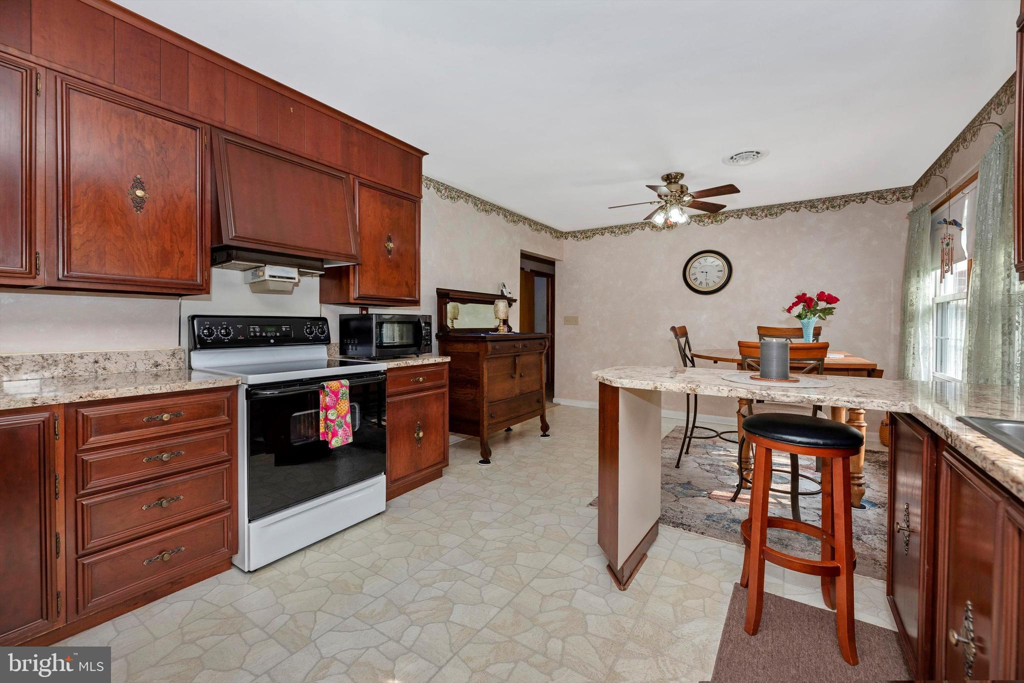 7019 Ridge Road Frederick, MD 21702 - Photo 4 of 56 Kitchen