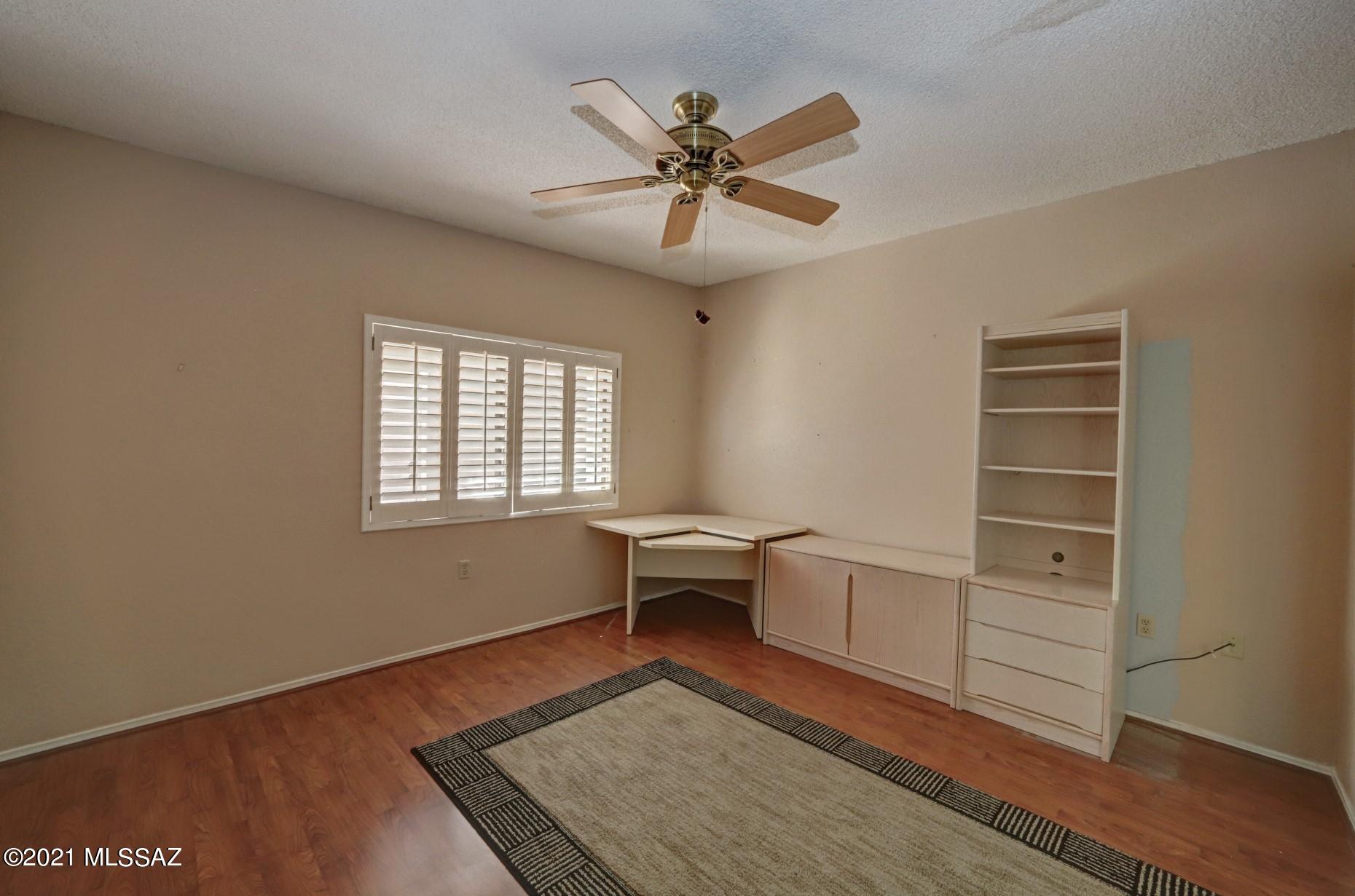 8449 North Coral Ridge Loop Tucson, AZ 85704 - Photo 16 of 36
