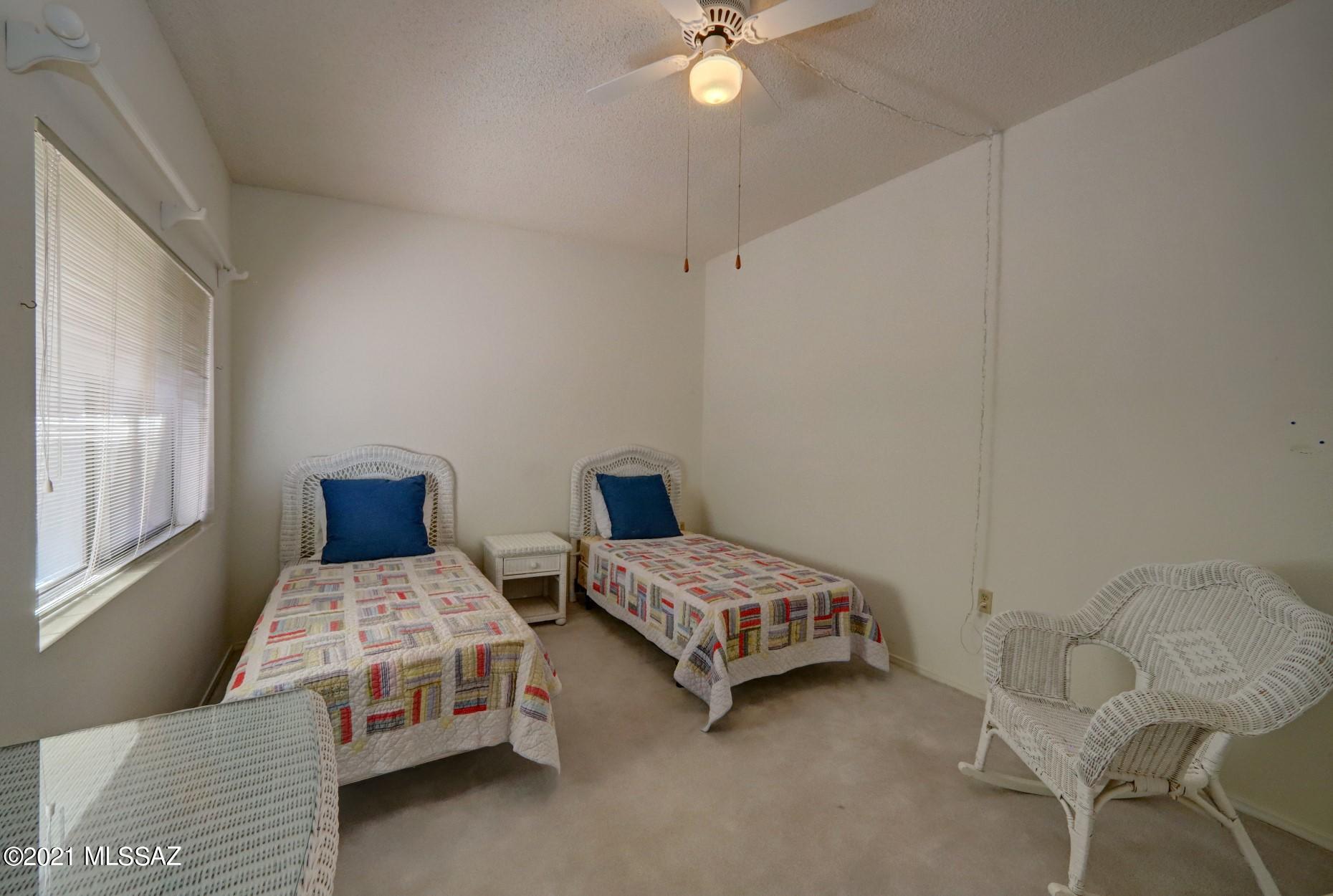 8449 North Coral Ridge Loop Tucson, AZ 85704 - Photo 6 of 36