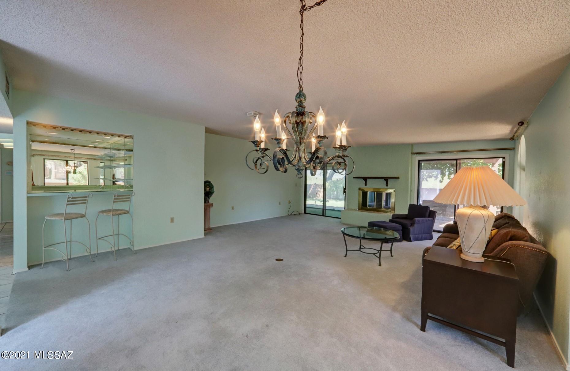 8449 North Coral Ridge Loop Tucson, AZ 85704 - Photo 10 of 36