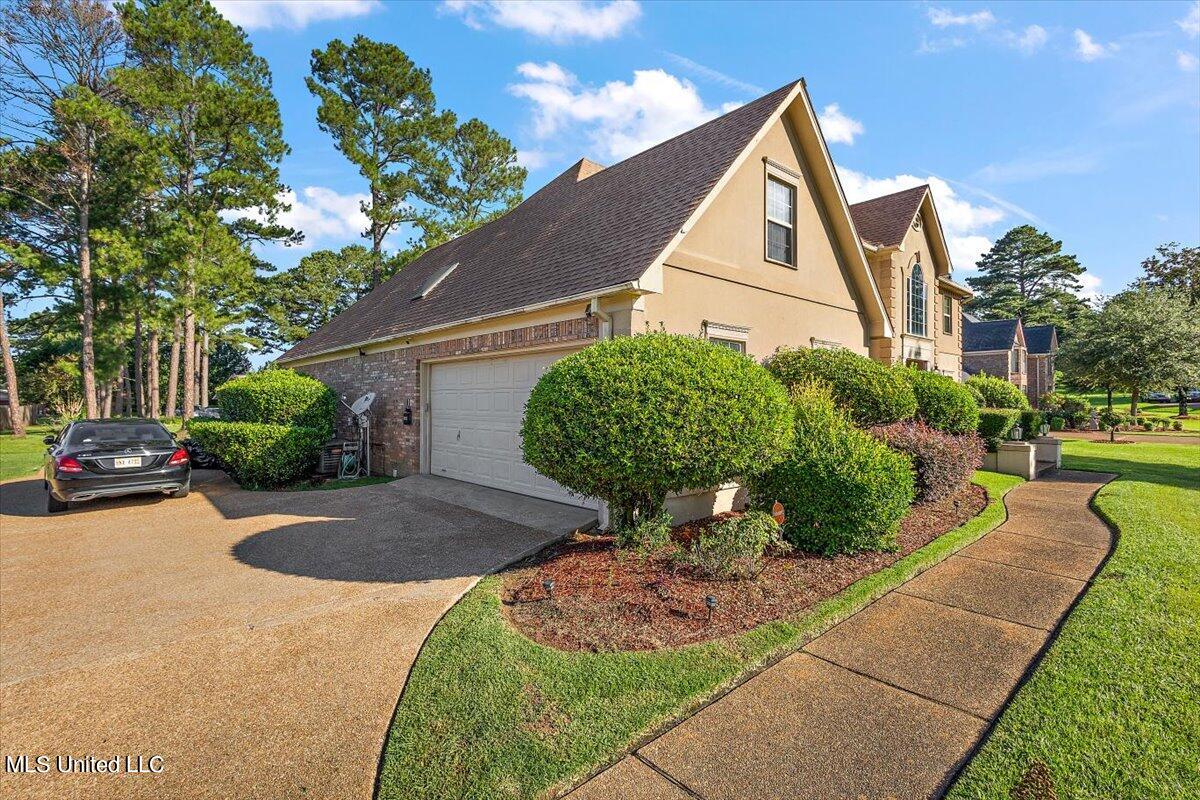 5909 Canterbury Road Jackson, MS 39206 - Photo 2 of 42 02-HTP_4097