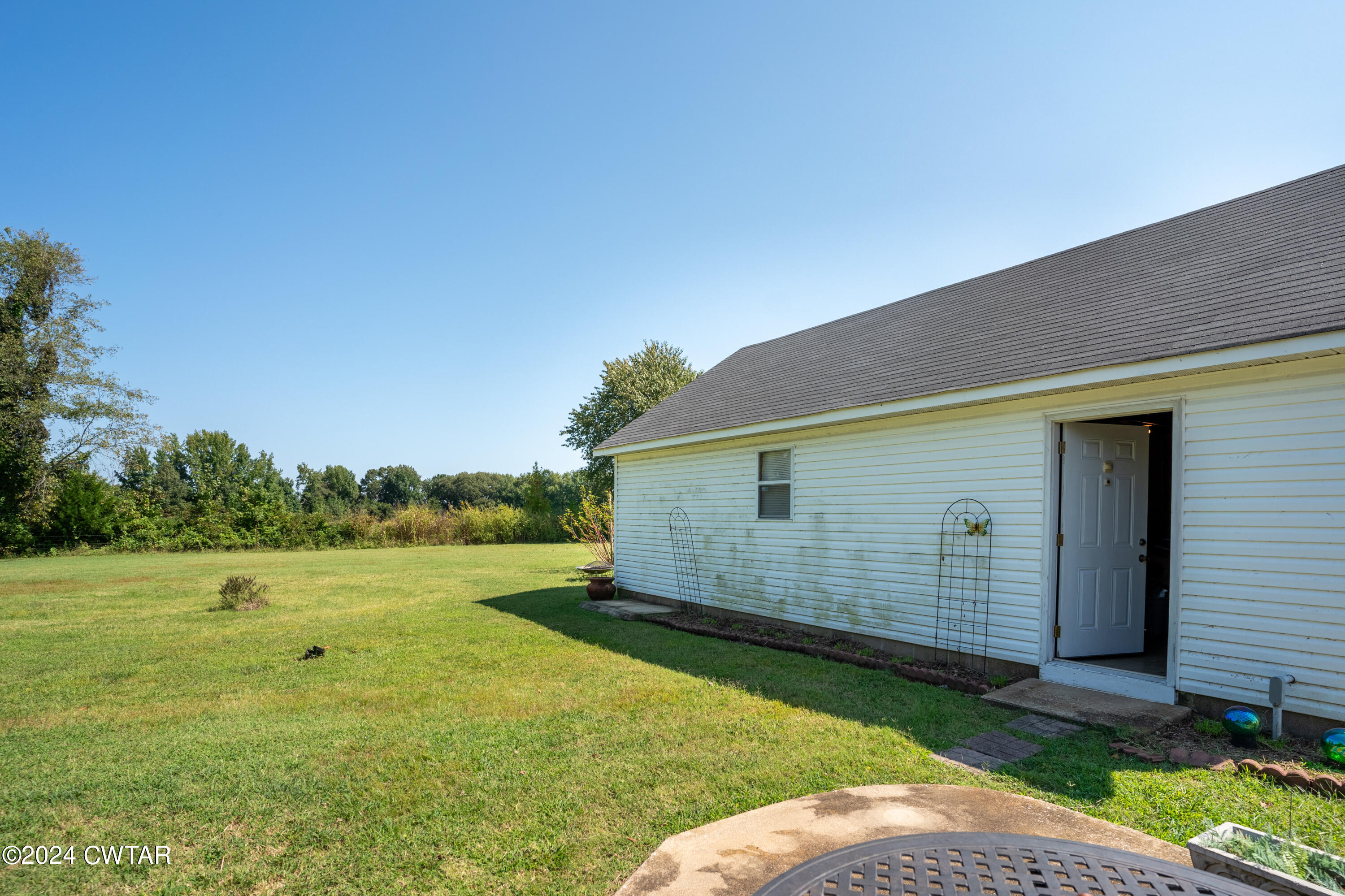 575 Brazil Eaton Road Trenton, TN 38382 - Photo 17 of 21 575BrazilEatonRd-0102-HDR