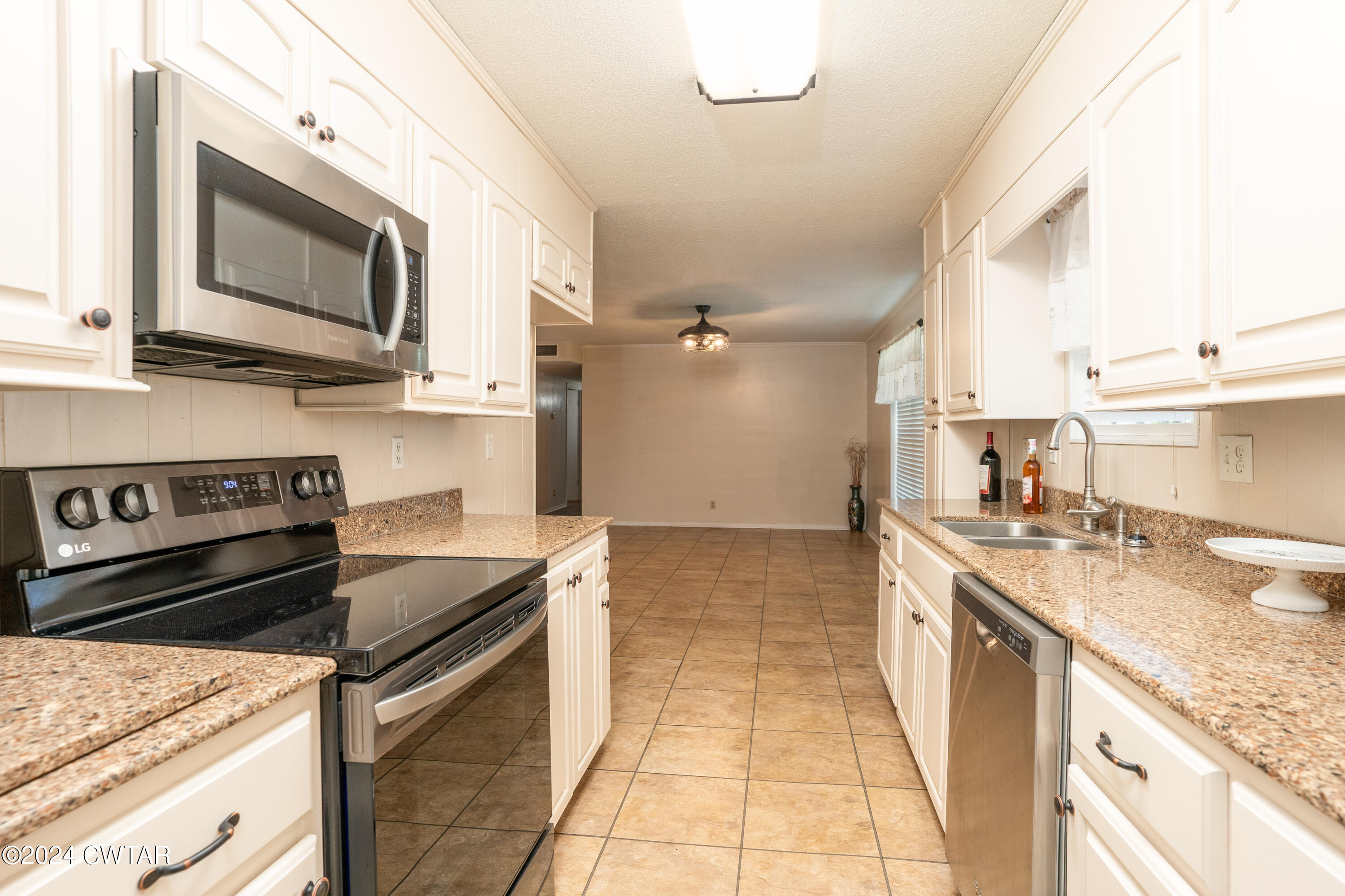 575 Brazil Eaton Road Trenton, TN 38382 - Photo 5 of 21 575BrazilEatonRd-0012-Edit