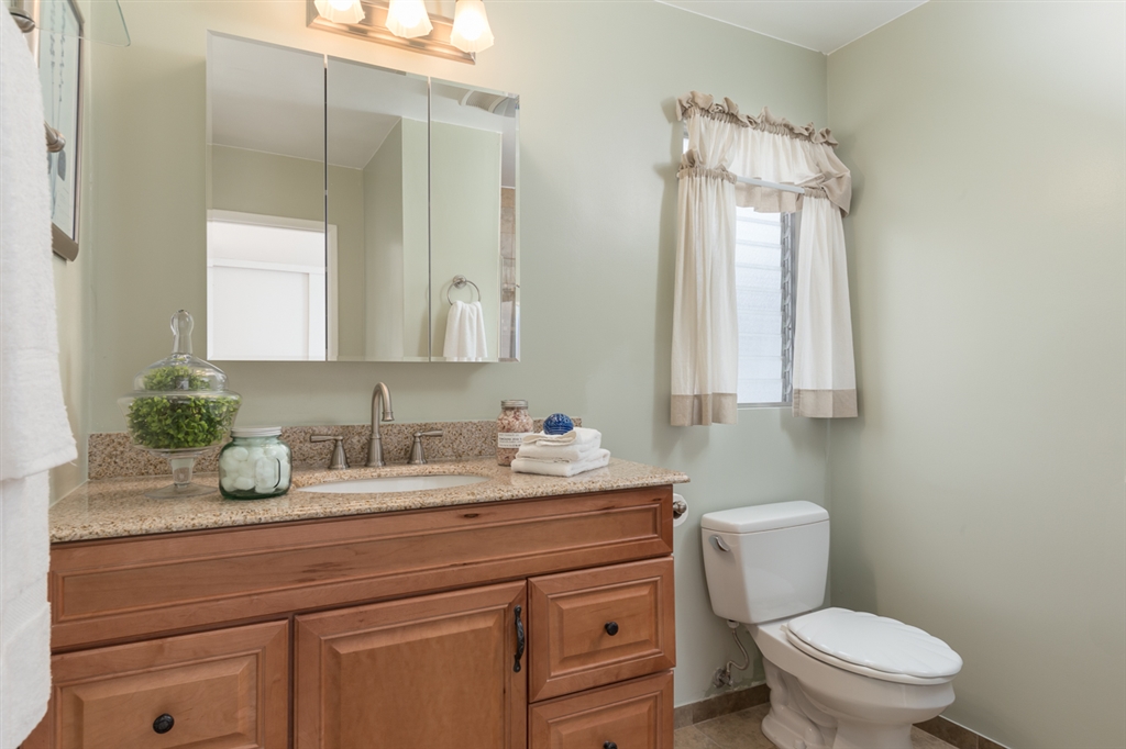 12720 Rios Road San Diego, CA 92128 - Photo 15 of 20