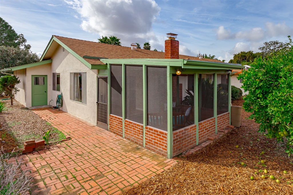 12720 Rios Road San Diego, CA 92128 - Photo 6 of 20