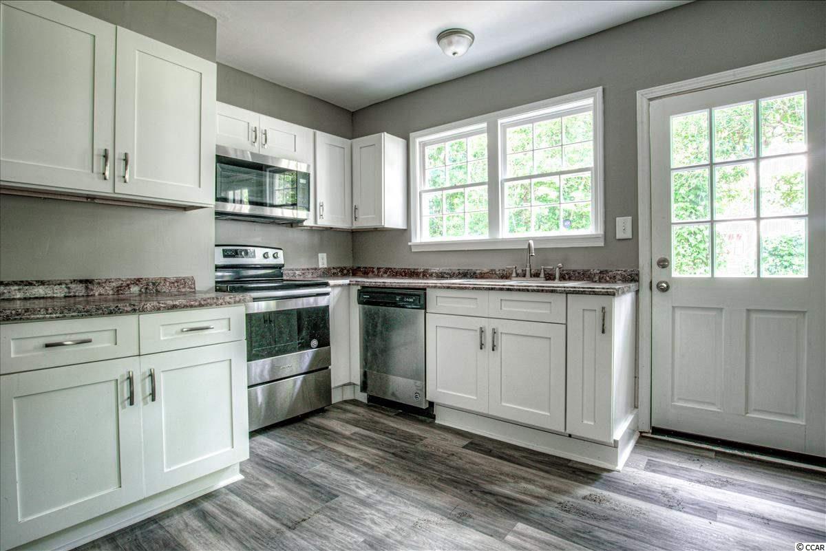 429 Patmar Square Mullins, SC 29574 - Photo 7 of 30 Gallery Image 7