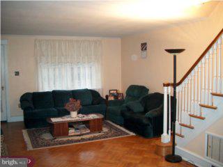 5218 Westford Road Philadelphia, PA 19120 - Photo 2 of 3 Gallery Image 2