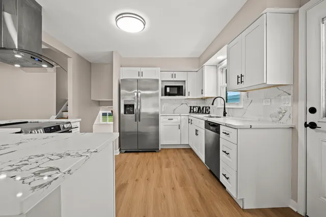 $2,800 | 1813 West Pheasant Trail, Mount Prospect, IL 60056