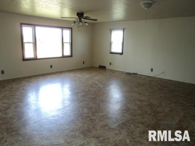 2575 North Route 150 Rio, IL 61472 - Photo 11 of 23 Gallery Image 11