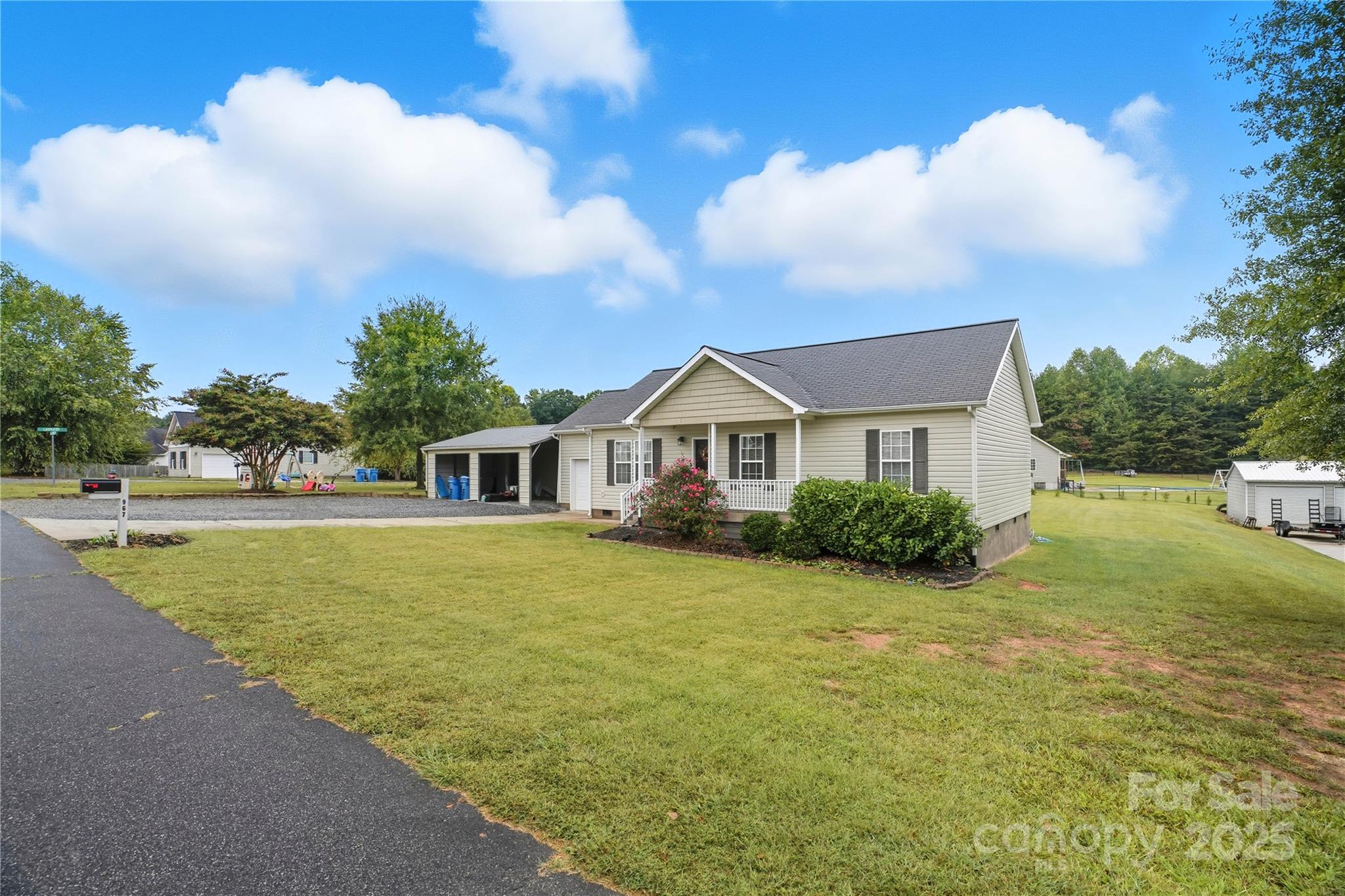 967 Russell Ridge Drive Catawba, NC 28609 - Photo 22 of 23 Gallery Image 22