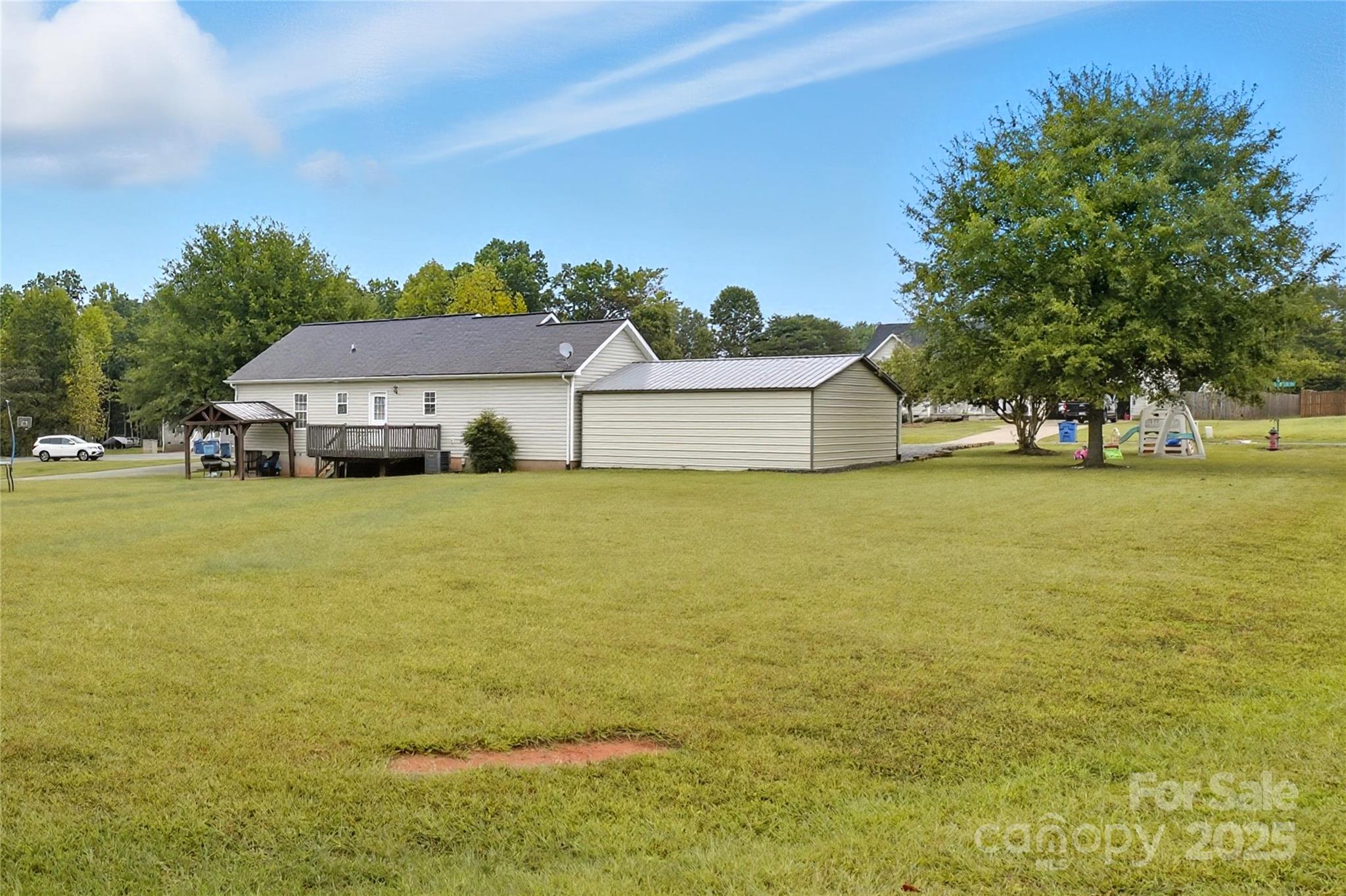967 Russell Ridge Drive Catawba, NC 28609 - Photo 3 of 23 Gallery Image 3