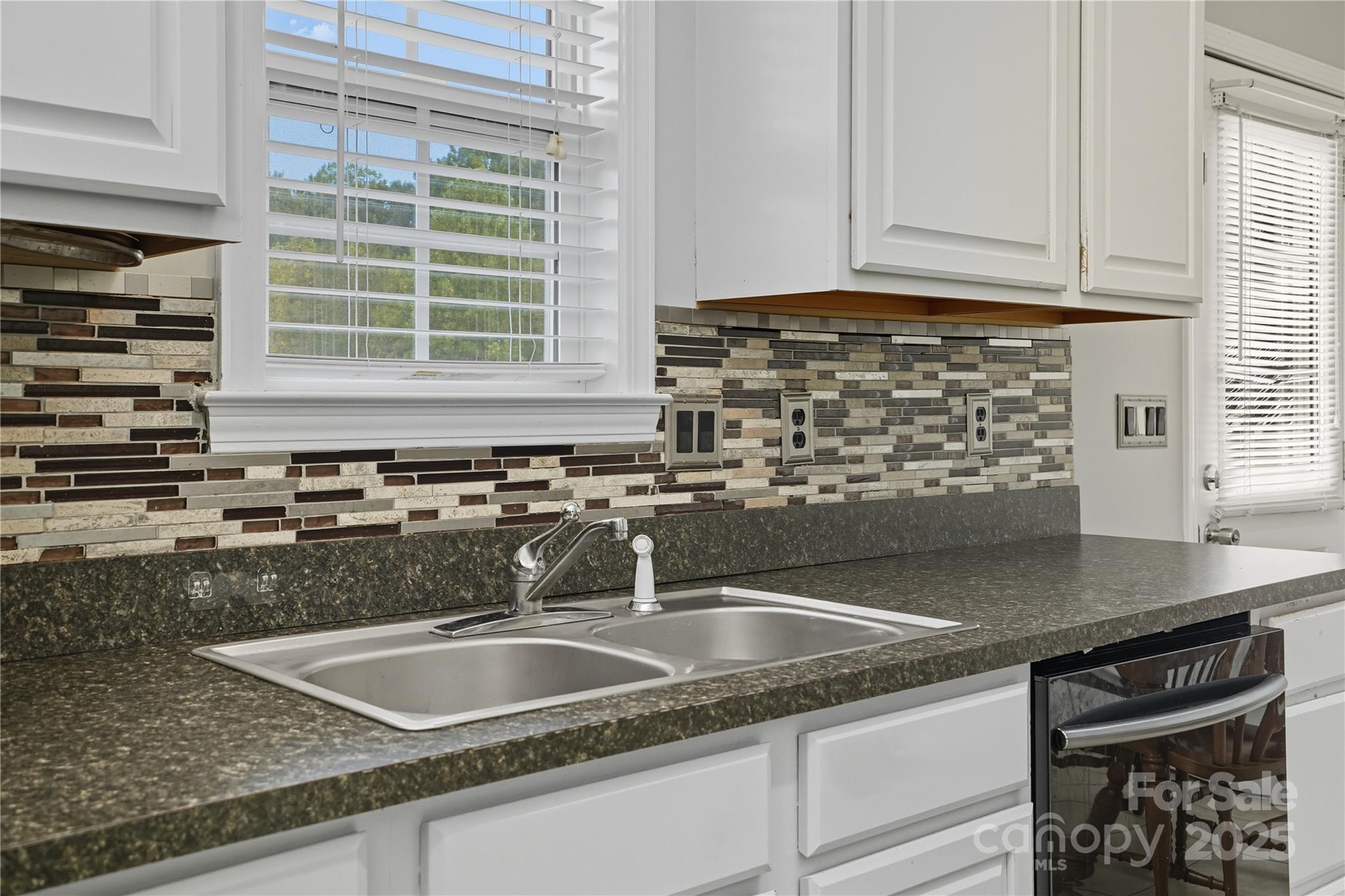 967 Russell Ridge Drive Catawba, NC 28609 - Photo 5 of 23 Gallery Image 5