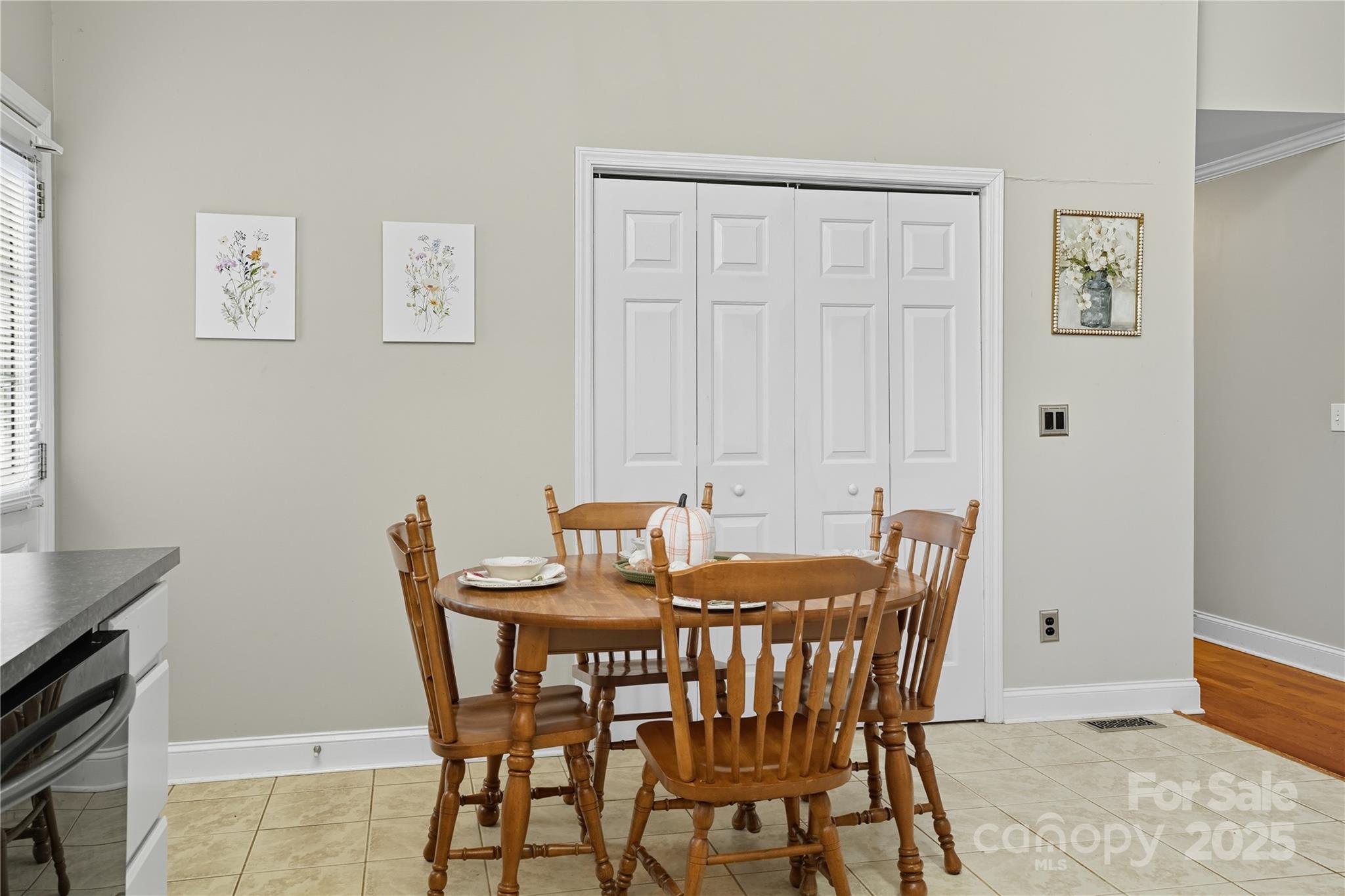 967 Russell Ridge Drive Catawba, NC 28609 - Photo 8 of 23 Gallery Image 8