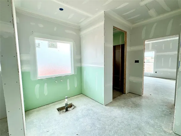 en empty room with window