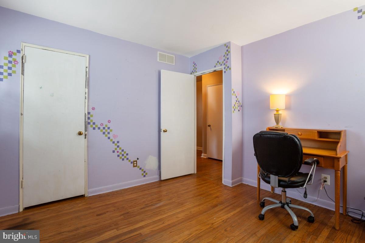 1431 Hallman Road Abington, PA 19001 - Photo 14 of 21 Gallery Image 14