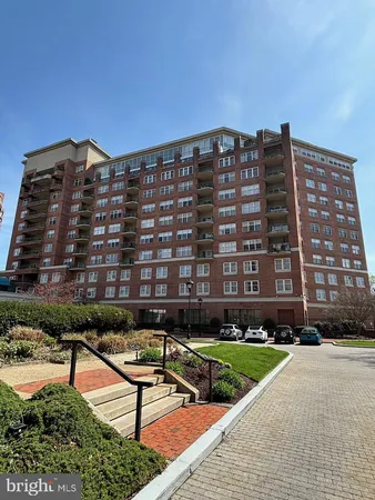 $399,000 | 3801 Canterbury Road, Unit 816, Baltimore, MD 21218
