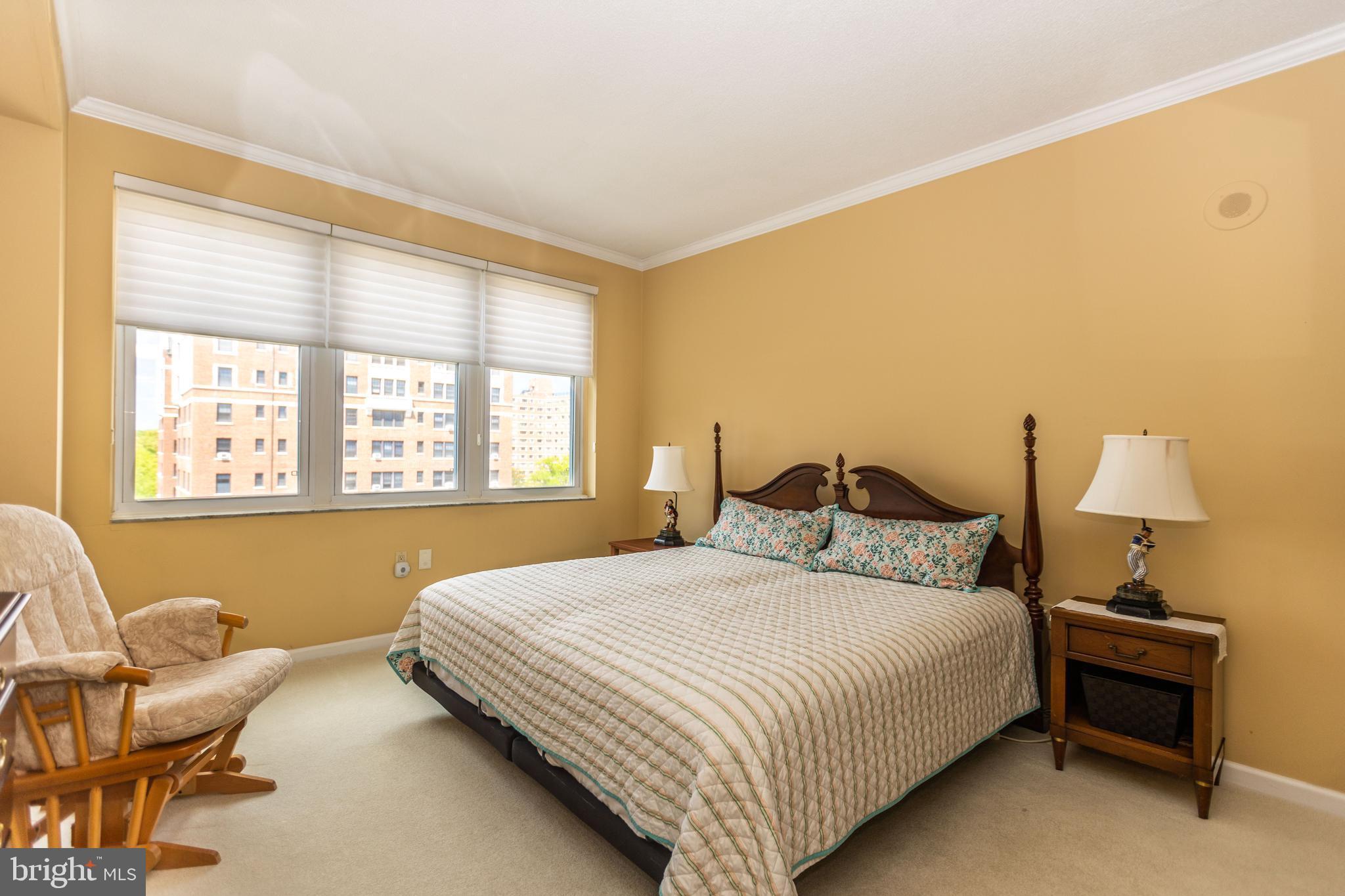 3801 Canterbury Road, Unit 816 Baltimore, MD 21218 - Photo 14 of 28 Primary bedroom
