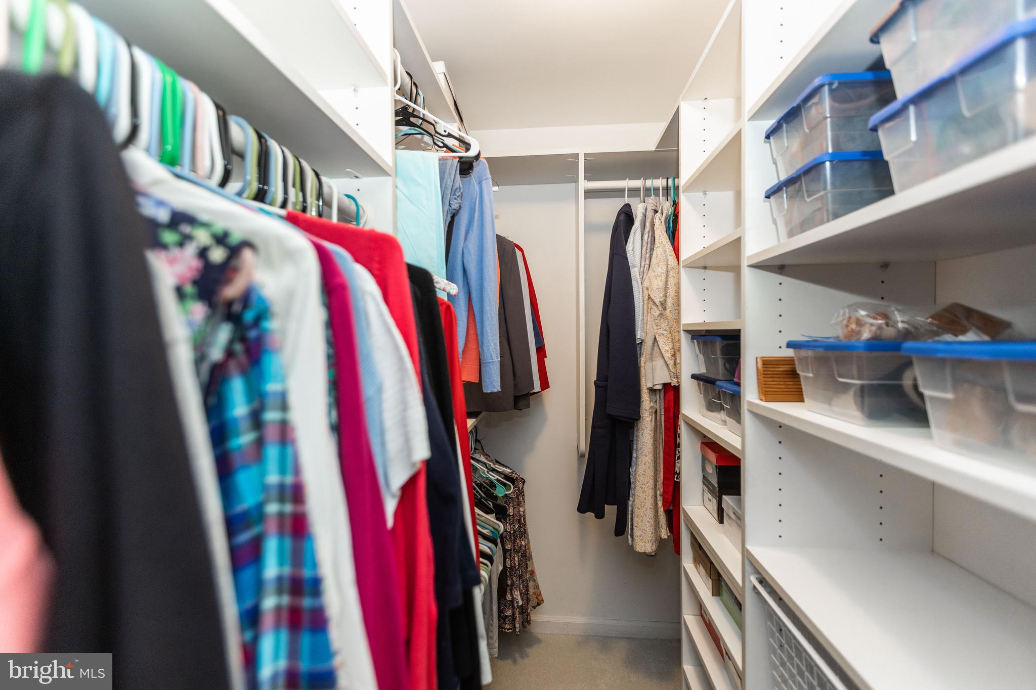 3801 Canterbury Road, Unit 816 Baltimore, MD 21218 - Photo 16 of 28 Primary closet