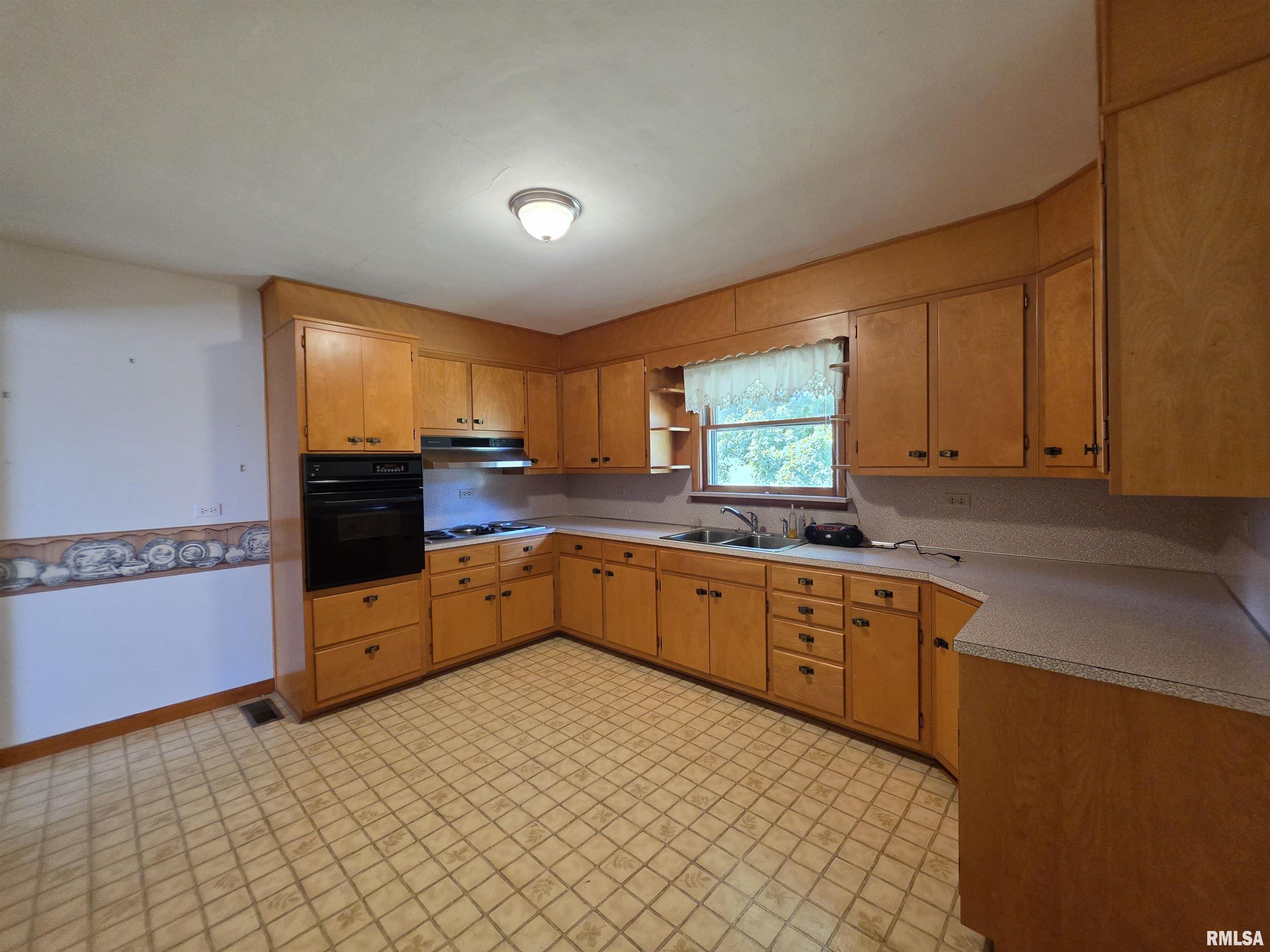 108 Highway 1 Cave In Rock, IL 62919 - Photo 6 of 30 Gallery Image 6