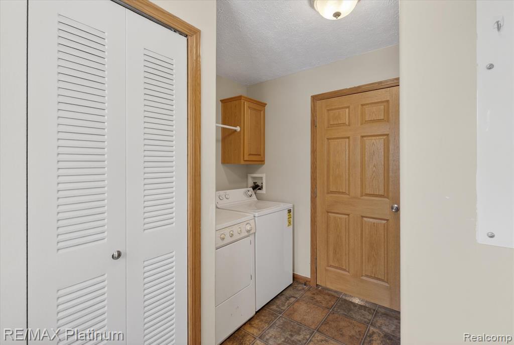 2670 East Maple Road Milford, MI 48381 - Photo 32 of 61 Gallery Image 32
