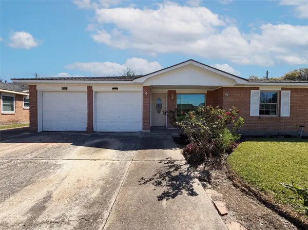 $222,000 | 6023 Winterhaven Drive, Houston, TX 77087