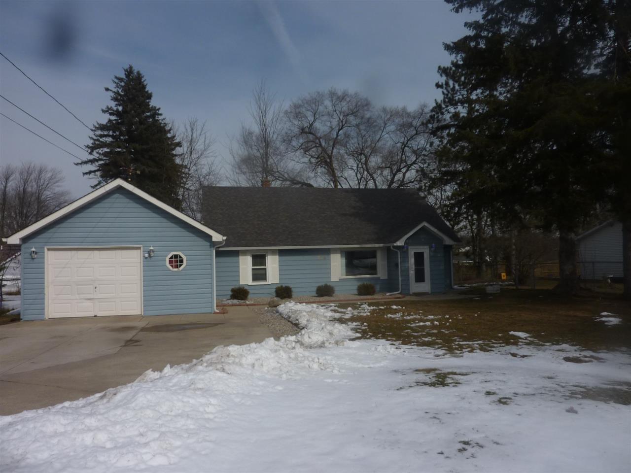 324 John R Street Clare, MI 48617 - Photo 16 of 17 1812191-15.JPG