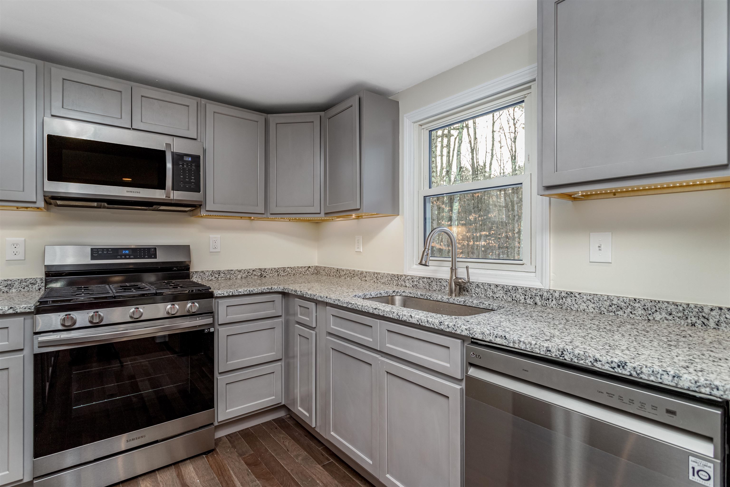159 Four Rod Road Rochester, NH 03867 - Photo 6 of 25