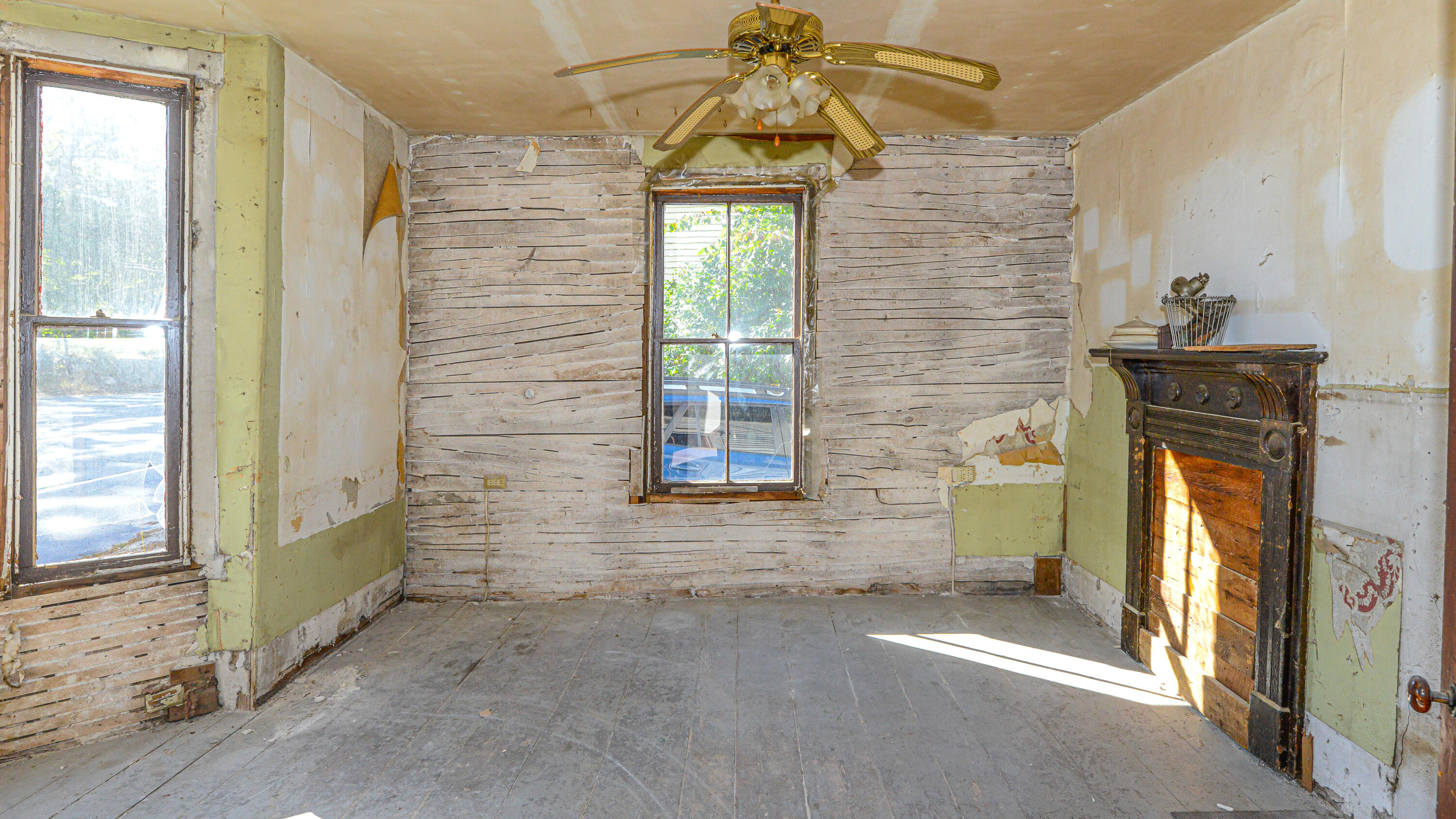 29 Portland Road Bridgton, ME 04009 - Photo 5 of 52 29 portland street-12