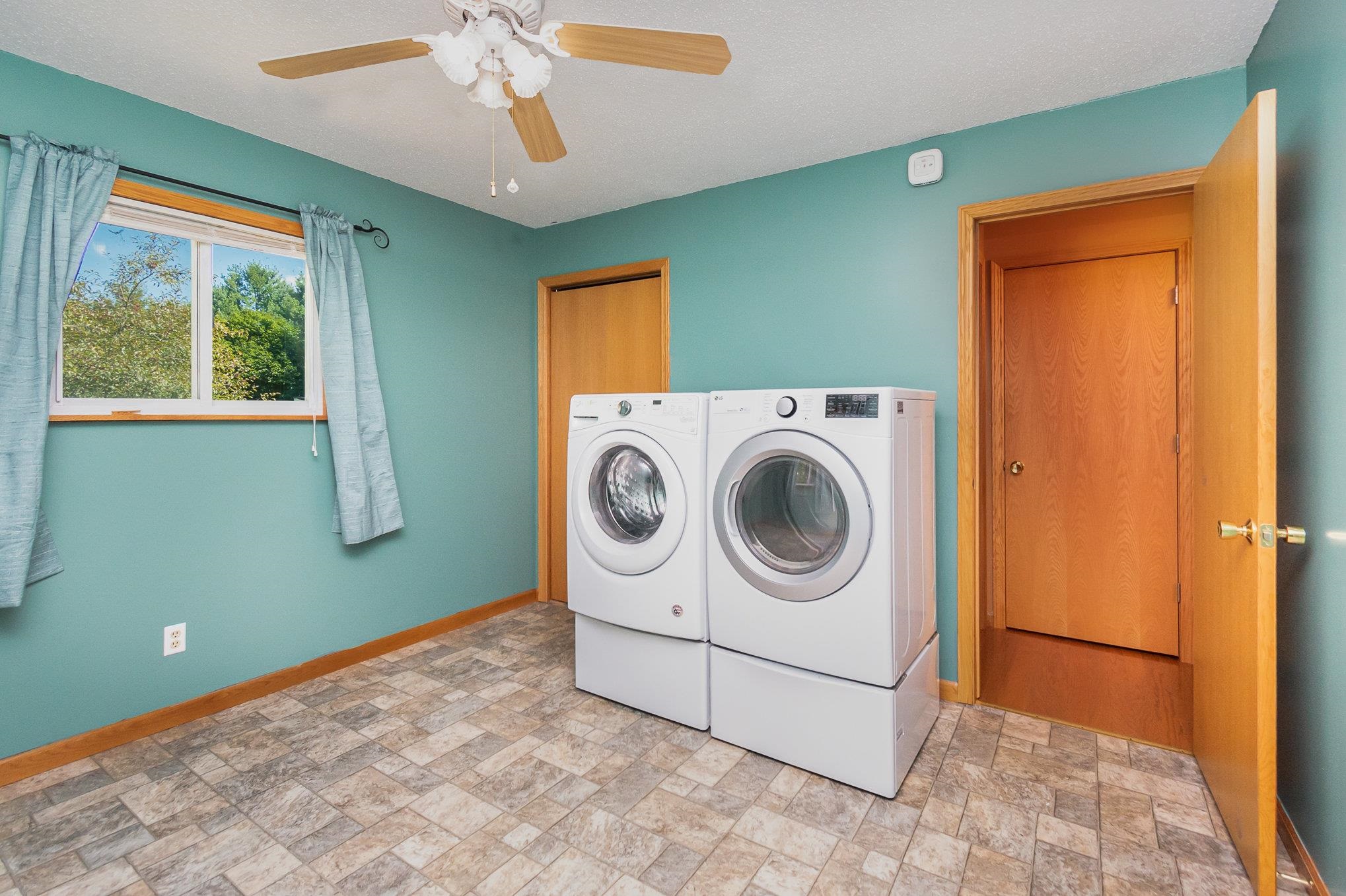 2377 South Garfield Road Auburn, MI 48611 - Photo 11 of 33 Gallery Image 11