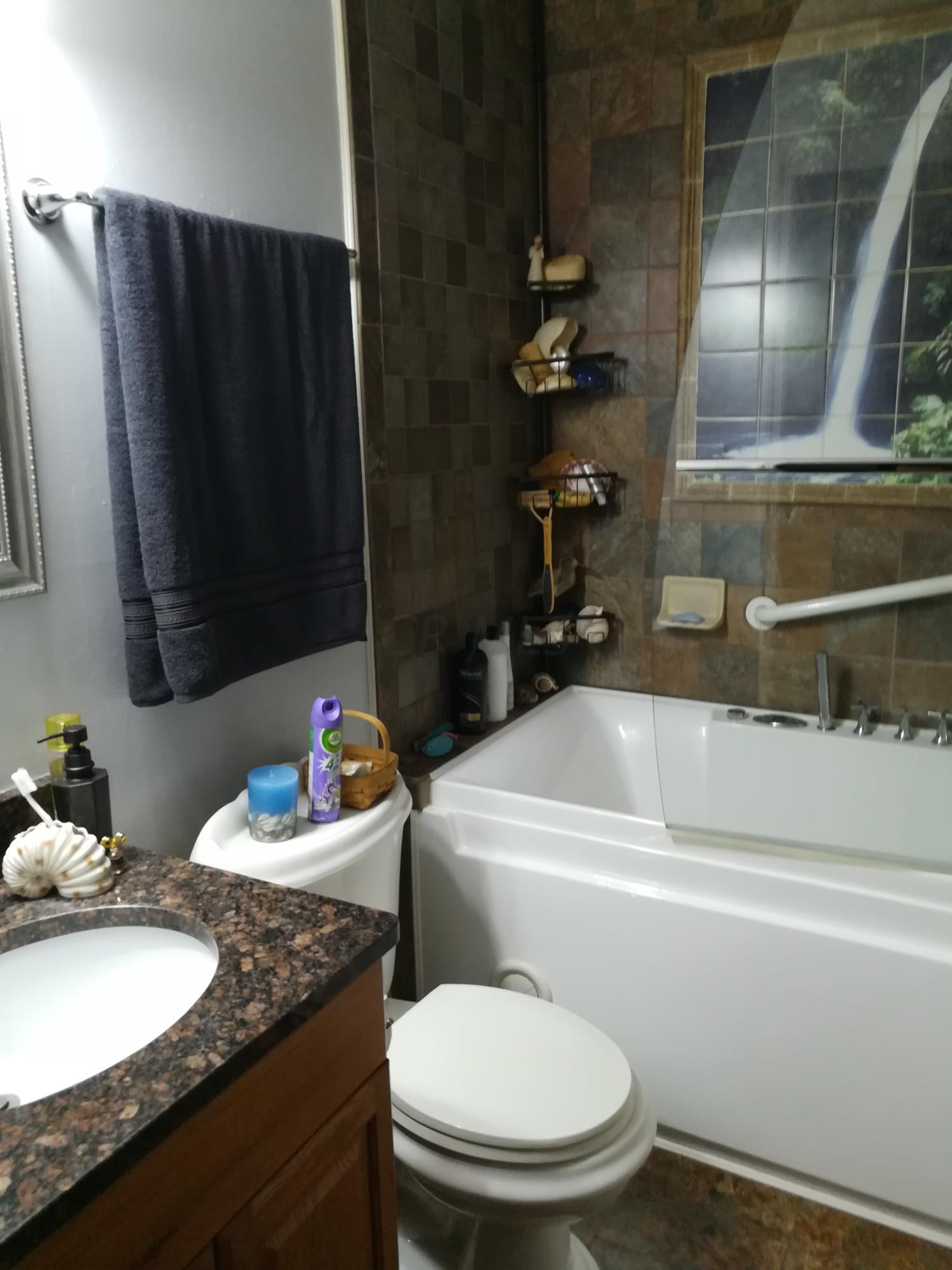 2091 Hamburg Road Southwest Lancaster, OH 43130 - Photo 21 of 32