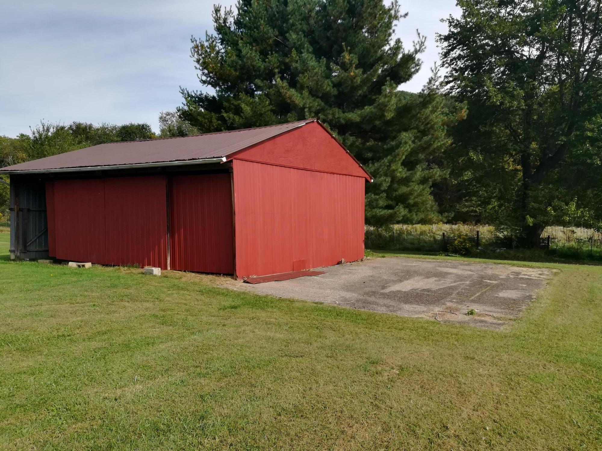 2091 Hamburg Road Southwest Lancaster, OH 43130 - Photo 10 of 32