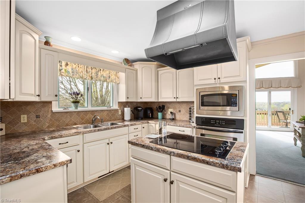 883 Bud Sink Road Lexington, NC 27295 - Photo 11 of 50 Gallery Image 11