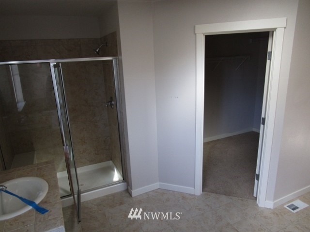 21910 42 Avenue Southeast Bothell, WA 98021 - Photo 18 of 24