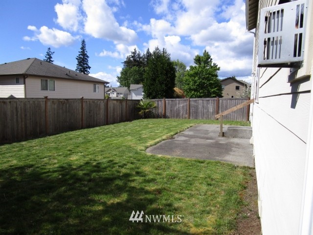 21910 42 Avenue Southeast Bothell, WA 98021 - Photo 22 of 24